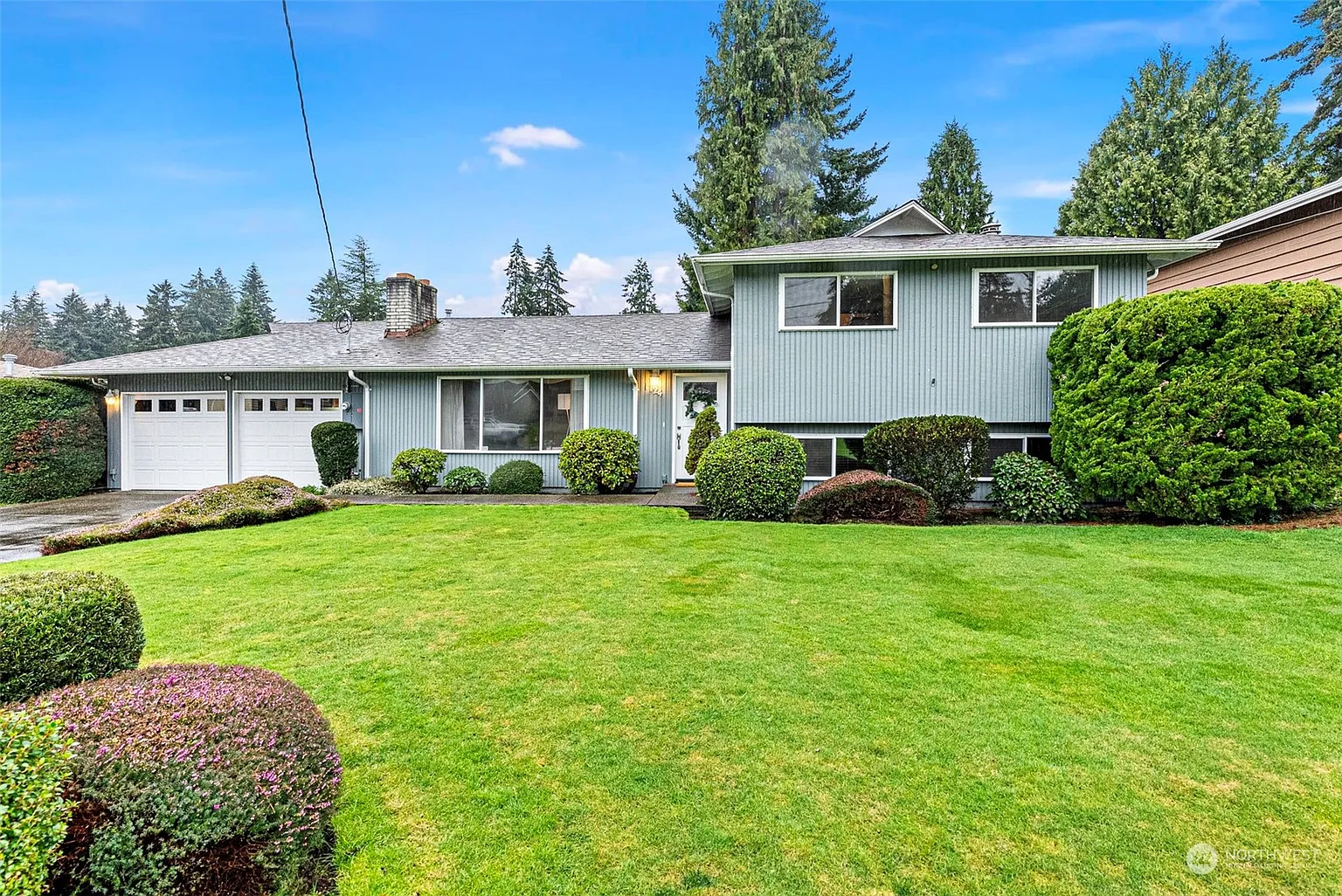 1124 Paradise Parkway photo 1