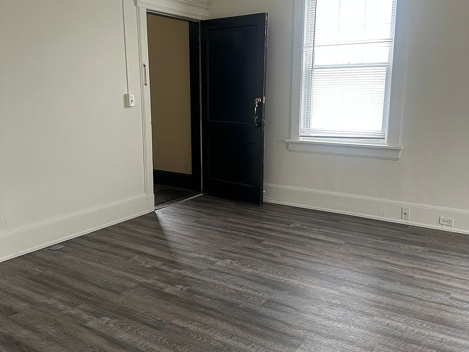 1st image of 3-1019 Amber Ct