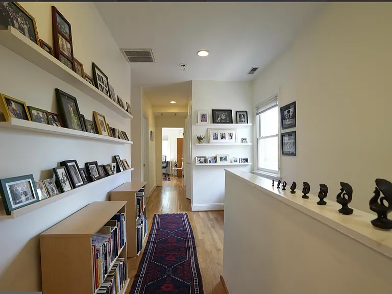 629 A St NE — Photo 14