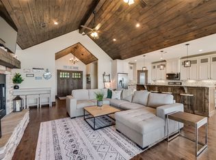 319 S Park Rd, Scroggins, TX 75480