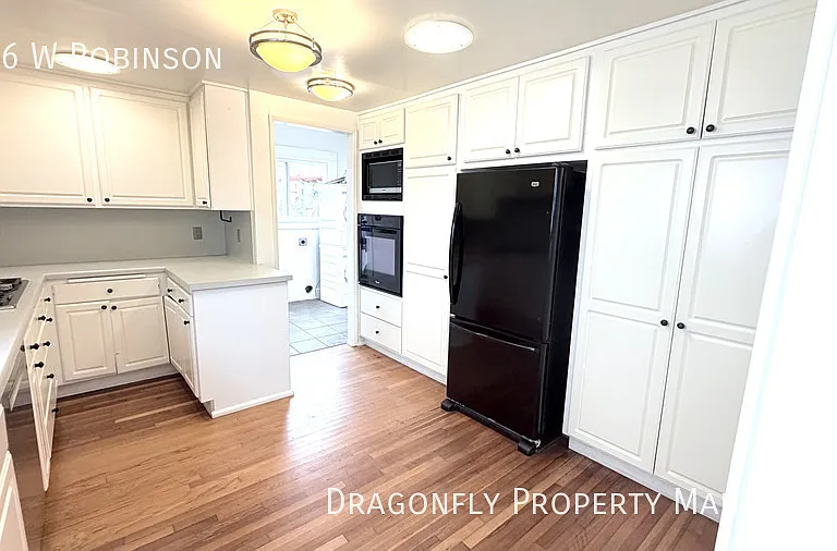 236 W Robinson Ave — Photo 8