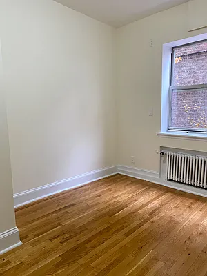 Rented by Waverly Realty Associates | media 18