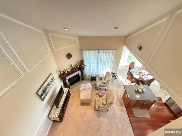 6407 Brookhaven Ct, Riverdale, NJ 07457