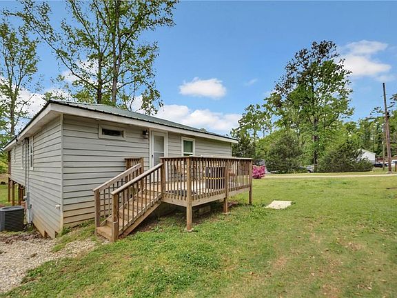 2nd image of 175 Cherokee Dr