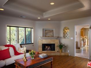14732 Hesby St, Sherman Oaks, CA 91403