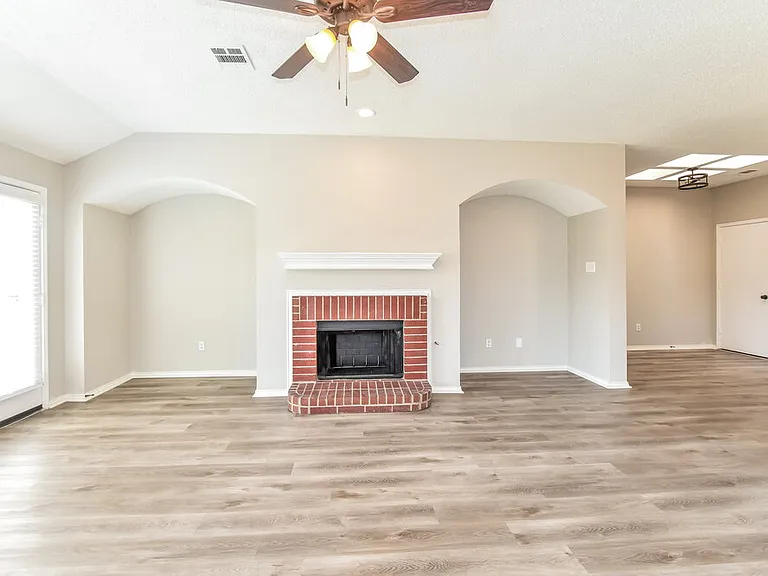 4218 Baccarat Dr — Photo 4