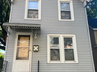 82 Munson St #1, New Haven, CT 06511