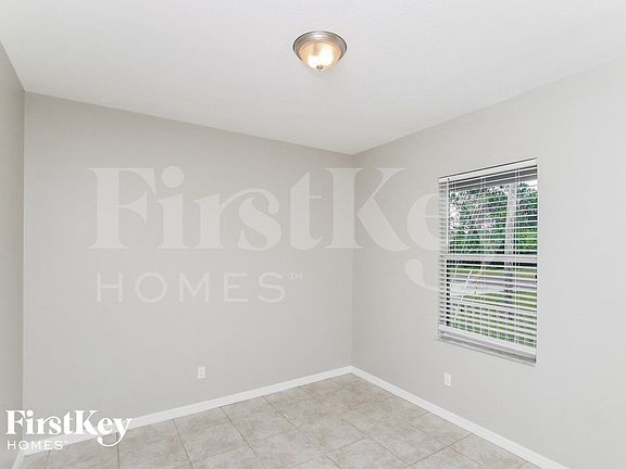 5th image of 2991 Eldron Blvd SE