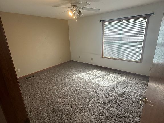 2nd image of 572 James Dr #578