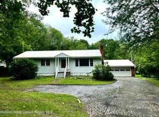 222 W Saugerties Rd, Saugerties, NY 12477