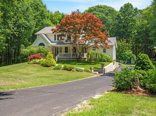 620 Steere Farm Rd, Burrillville, RI 02830