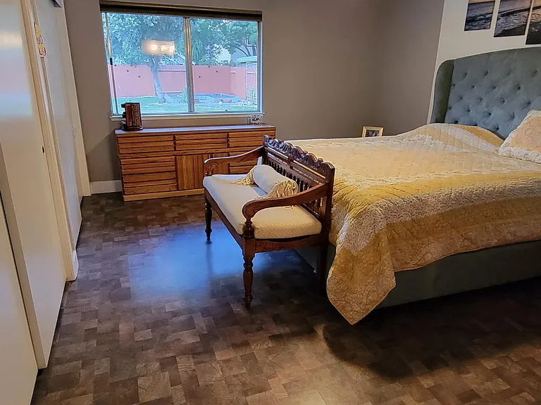 2105 Amador Ave — Photo 14