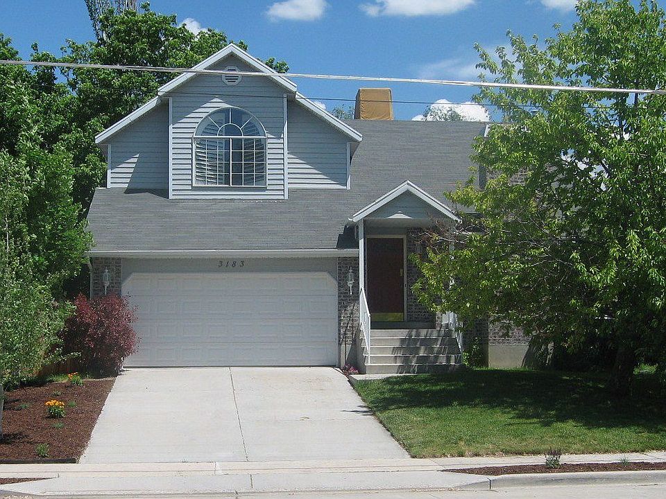 Front of the house in summertime