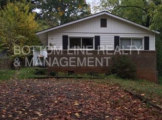 2421 Thornton Rd, Charlotte, NC 28208