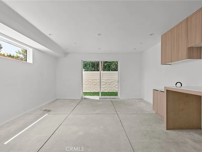 13944 Vanowen St — Photo 23