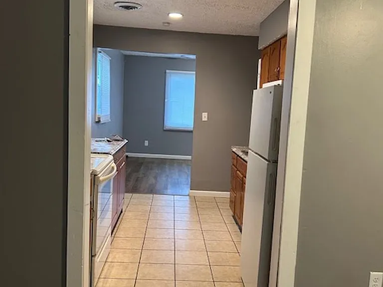 111 N Smithville Rd — Photo 17