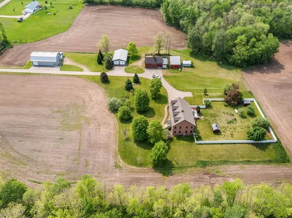 N4021 Valley Rd, Bonduel, WI 54107