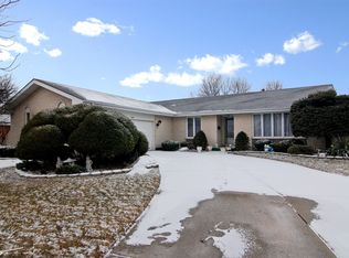 15310 Woodmar Dr, Orland Park, IL