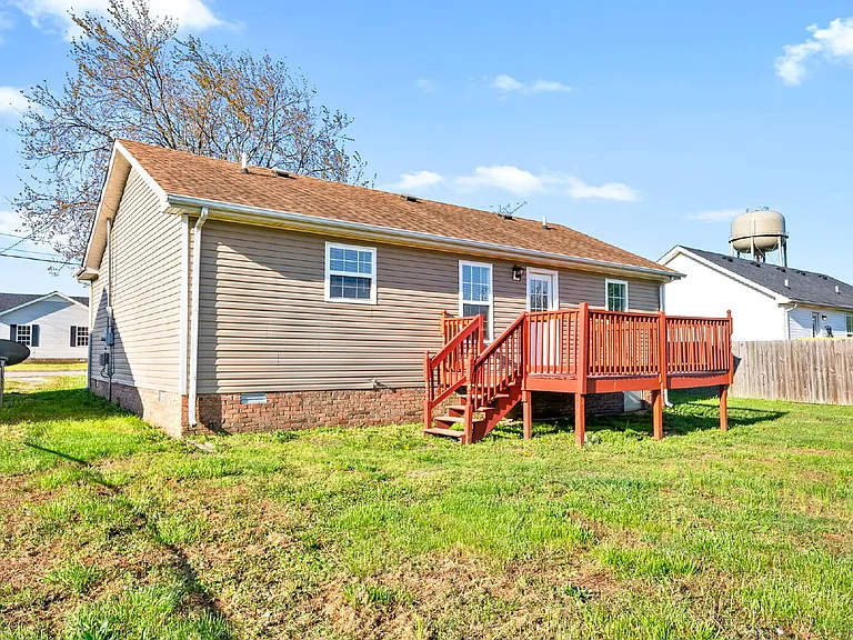 521 Gainey Dr — Photo 26