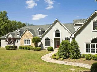 2555 W Rock Quarry Rd, Buford, GA 30519