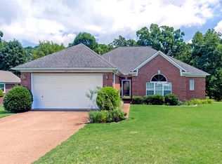 242 Executive Dr, Jackson, TN 38305