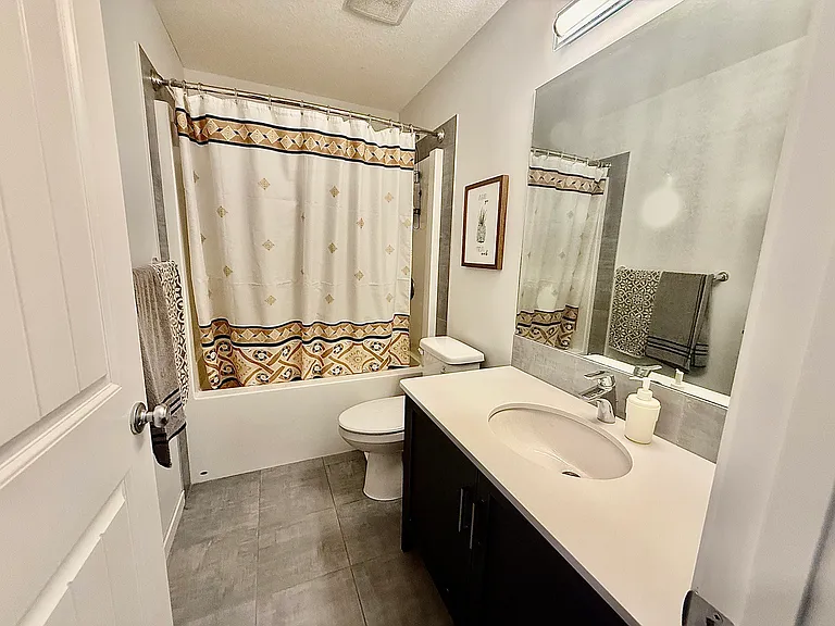 96 Seton Ter SE #1 — Photo 35