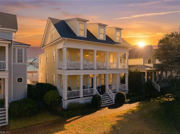 9654 24th Bay St, Norfolk, VA 23518