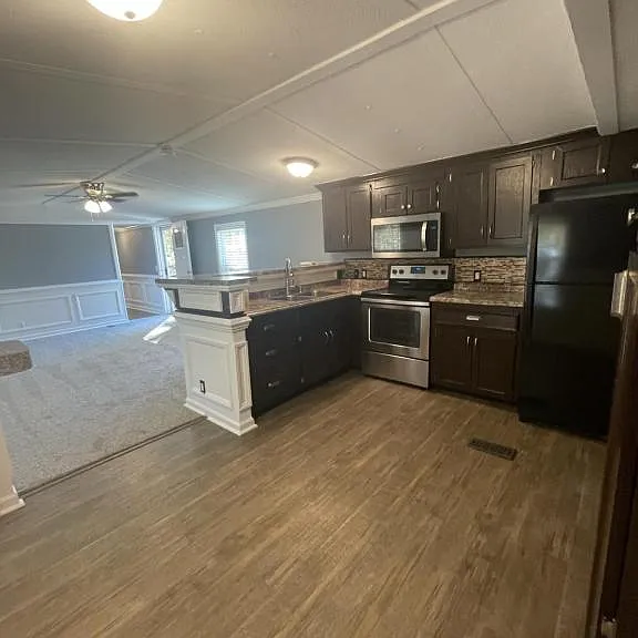 971 Ravenwood Dr — Photo 7