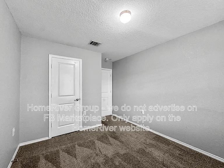 6807 Hibiscus Fls — Photo 13