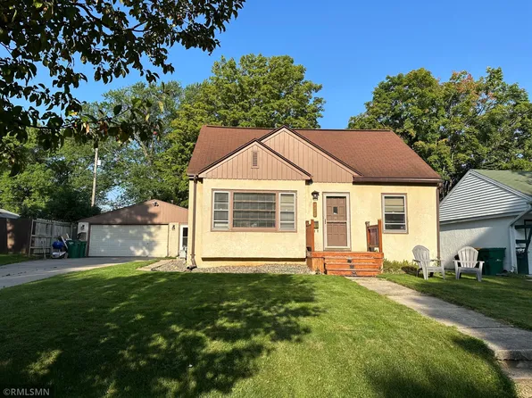 3255 Drew Ave N, Robbinsdale, MN 55422