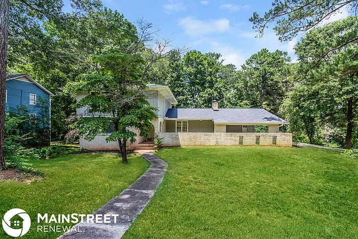 4444 Luxembourg Dr photo 1