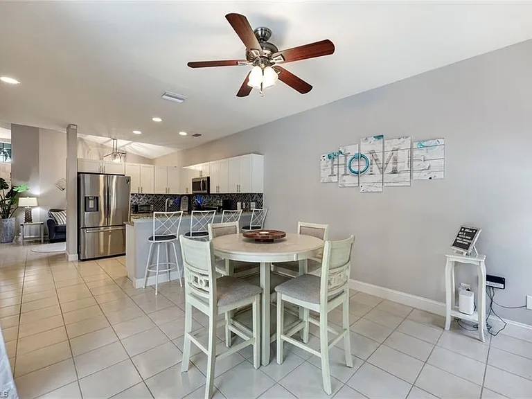 697 Crossfield Cir — Photo 10