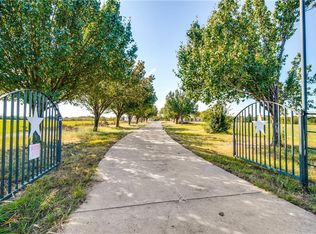 10077 W Us Highway 82, Savoy, TX 75479