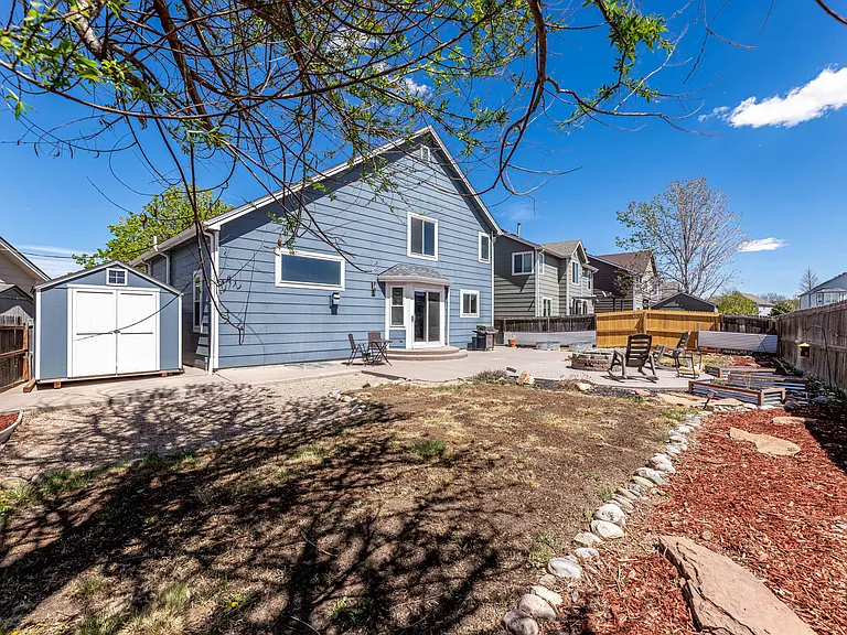 4722 Sutton St — Photo 37
