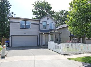 37912 Hamilton Ridge Dr, Sandy, OR 97055