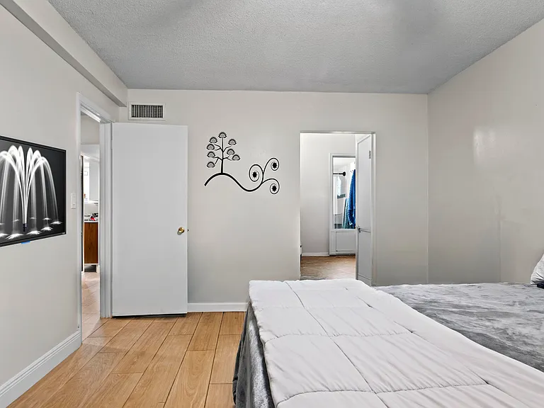 899 SE 2nd Ave #116 — Photo 13