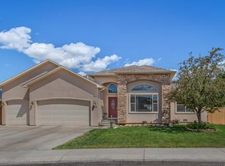 952 E 18th St, Rifle, CO 81650