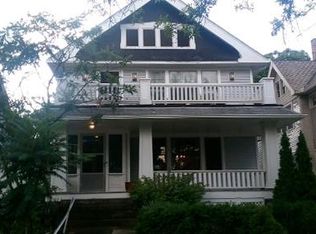 1294 W 106th St, Cleveland, OH 44102