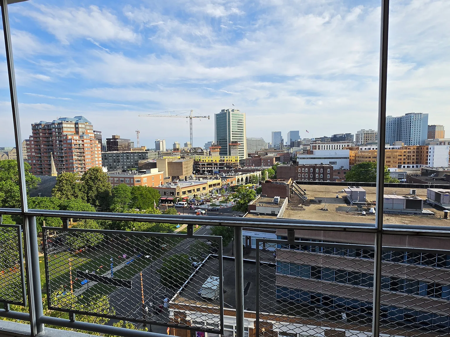 1 bed, 770 sqft, $2,200 — Photo 3