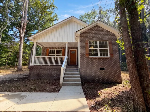 1023 Chris Dr, Portland, TN 37148