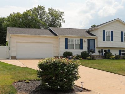 8719 Valley View Cir, Erie, PA, 16509