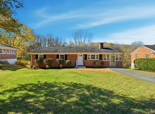 4720 Oakdale Dr, Lynchburg, VA 24502