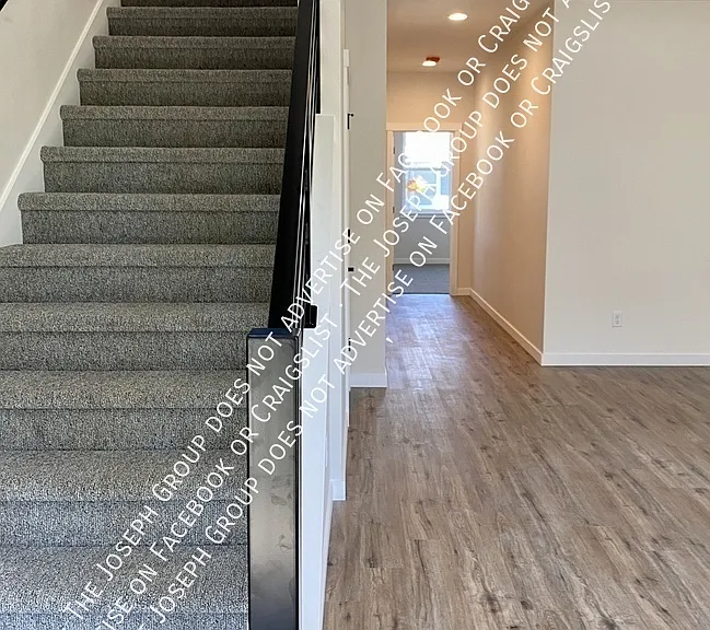 2058 Aaron Dr #B — Photo 24
