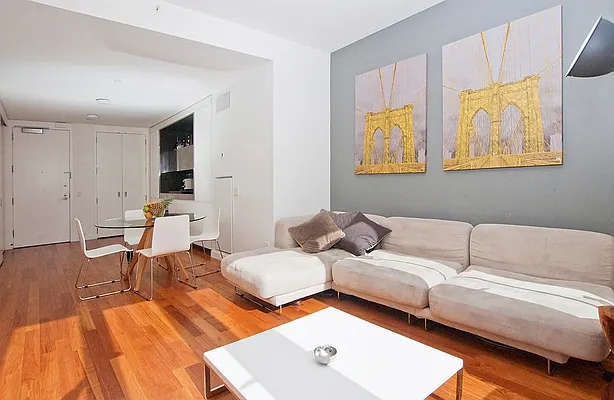 Rented by NOVO | media 23