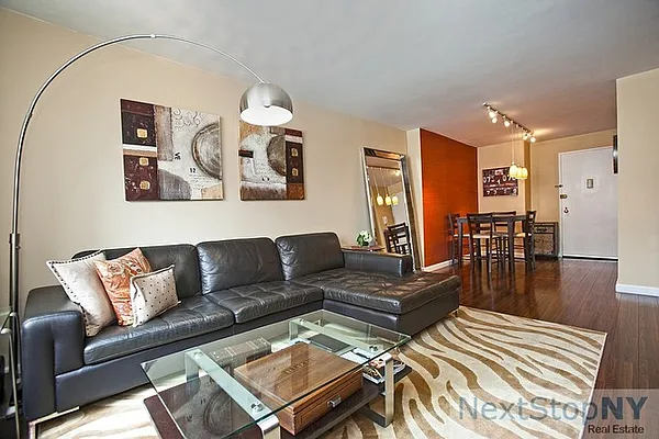 Sold by NextStopNY | media 3