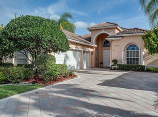 10730 Greenbriar Villa Dr, Lake Worth, FL 33449