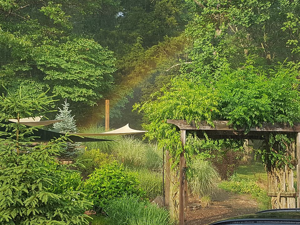 2nd image of 7680 W Division Rd