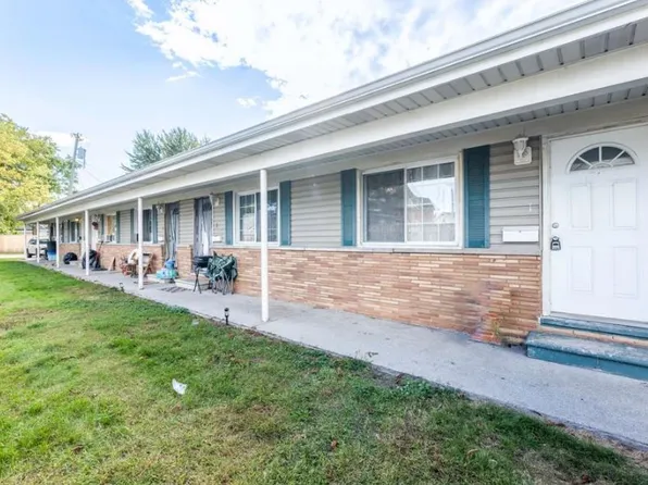 614 Stanton St #4, Pt Huron, MI 48060