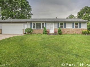 470 Chesterton Pl SW, Byron Center, MI 49315