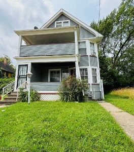 1372 E 134th St, East Cleveland, OH, 44112